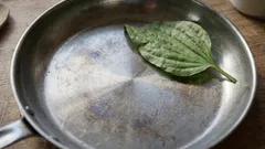 Obnovíme panvicu za 5 minút: jednoduchý domáci spôsob, ako obnoviť nepriľnavé vlastnosti