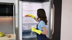 Odborníci prezrádzajú: optimálna frekvencia čistenia chladničky pre zdravie a čistotu