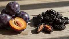 Prečo sú sušené slivky zdravšie, než sa na prvý pohľad zdá: dôležité fakty o zložení a účinkoch